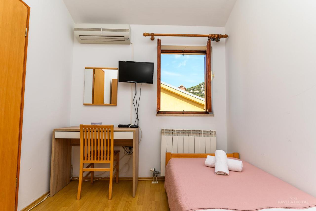 Sobe i apartman Mareta Miholascica Luaran gambar