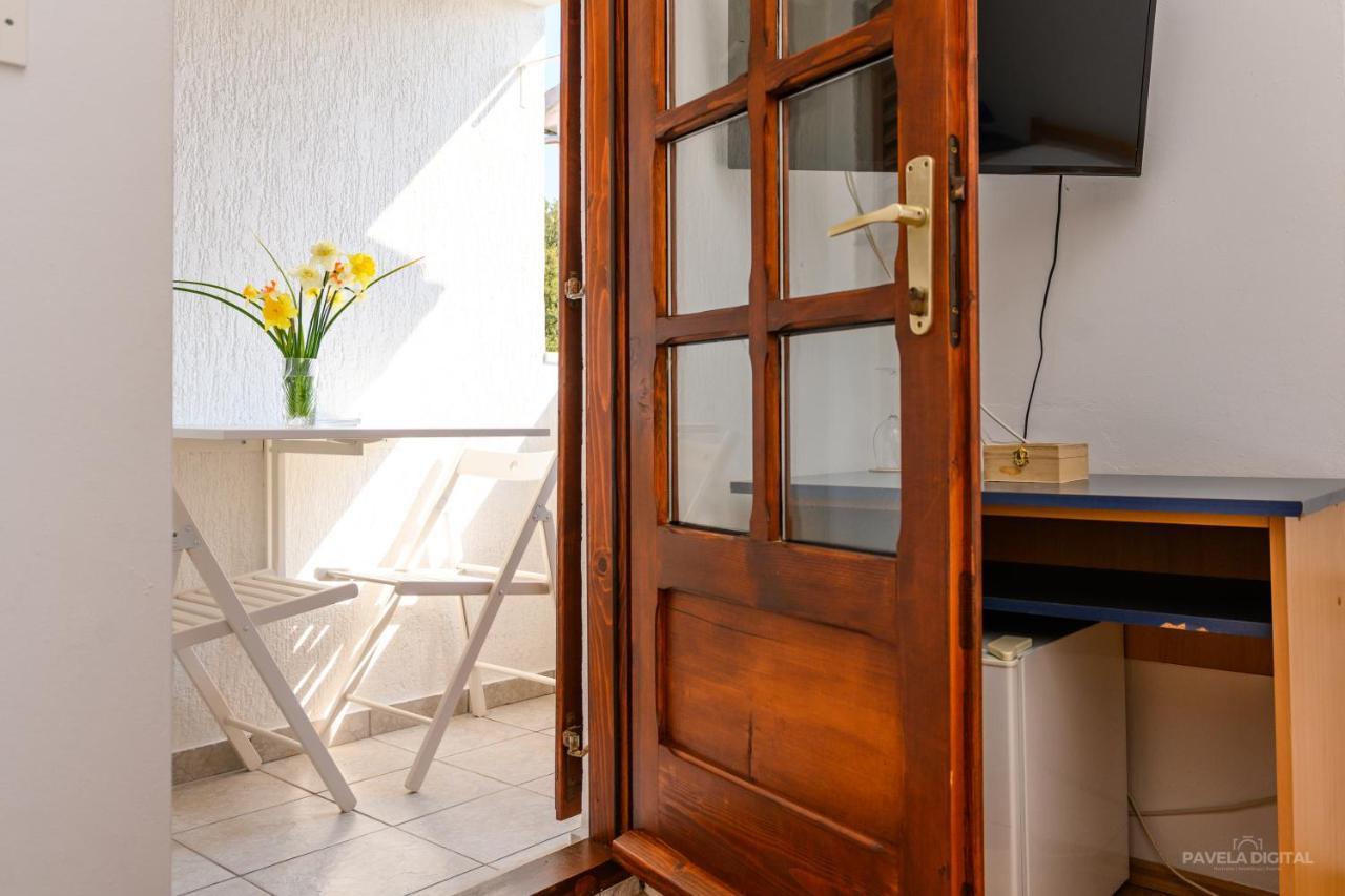 Sobe i apartman Mareta Miholascica Luaran gambar