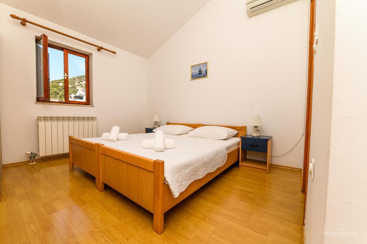 Sobe i apartman Mareta Miholascica Luaran gambar